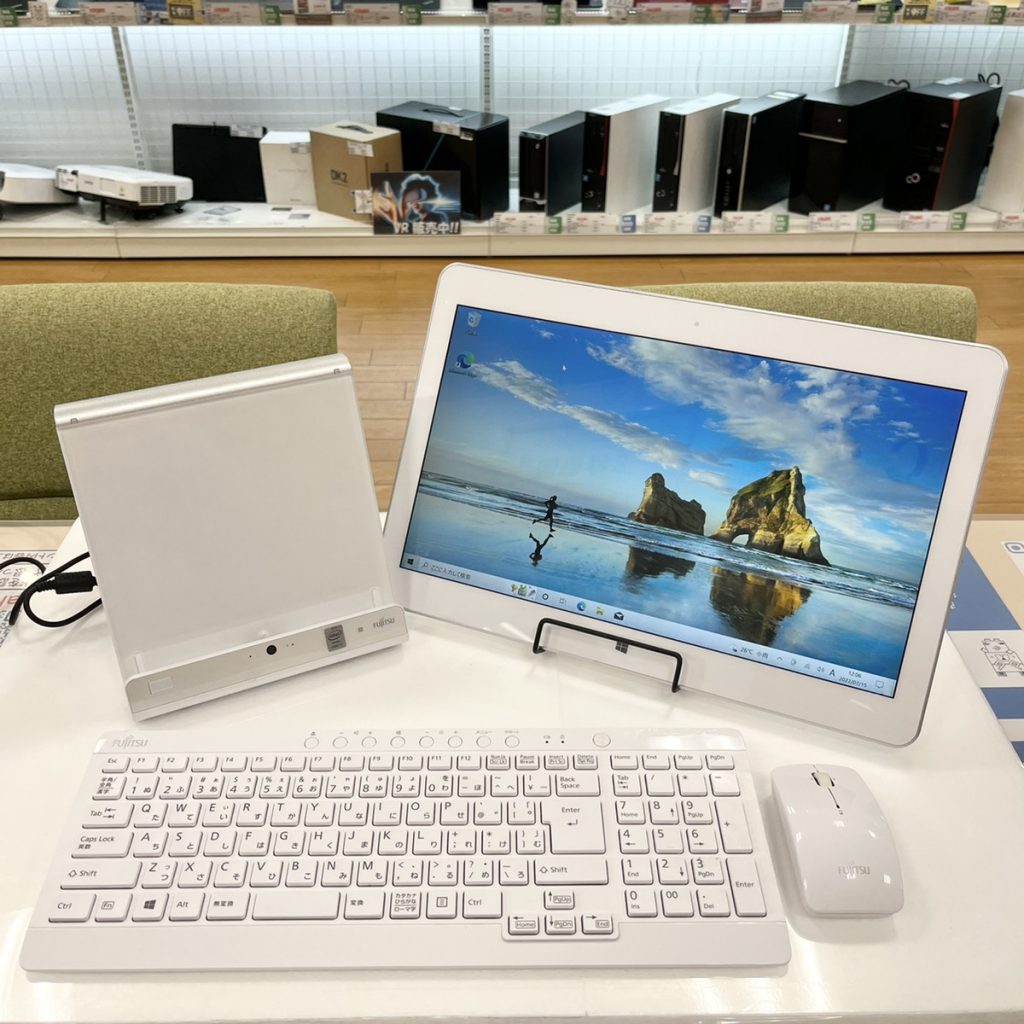 FUJITSU LIFEBOOK GH77/T のオススメパソコン情報【PC堂 ウイングタウン岡崎店】　　